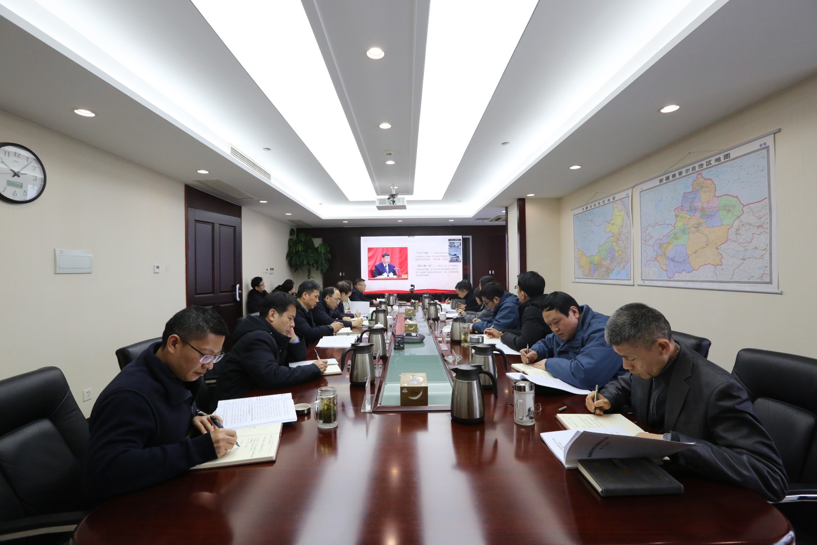 皖能股份公司黨委專題學(xué)習(xí)貫徹新版《中國(guó)共產(chǎn)黨紀(jì)律處分條例》